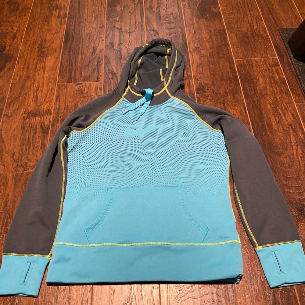 nike hoodie